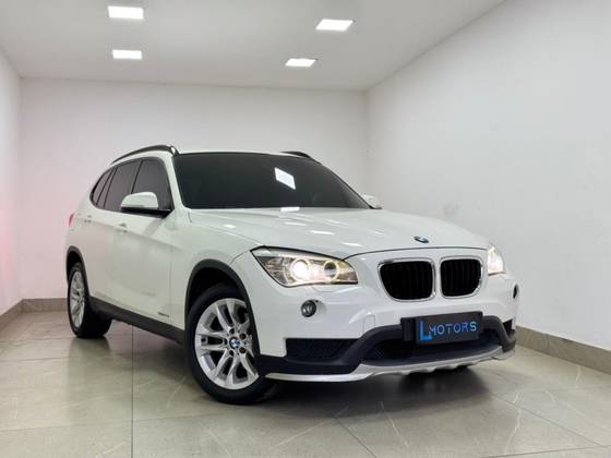 BMW X1 2.0 16V TURBO ACTIVEFLEX SDRIVE20I X-LINE 4P AUTOMÁTICO